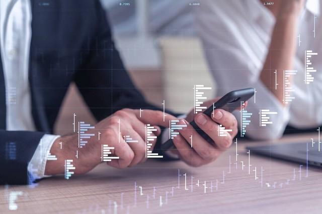 鑫汇智选：打造优质贵金属交易服务APP